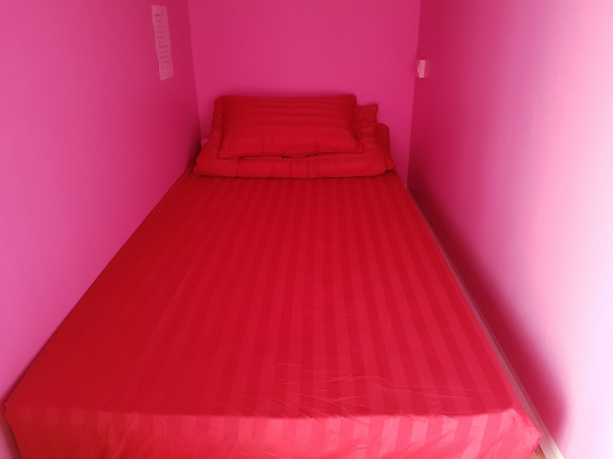 Pattaya Hostel Stay Inn Zewnętrze zdjęcie
